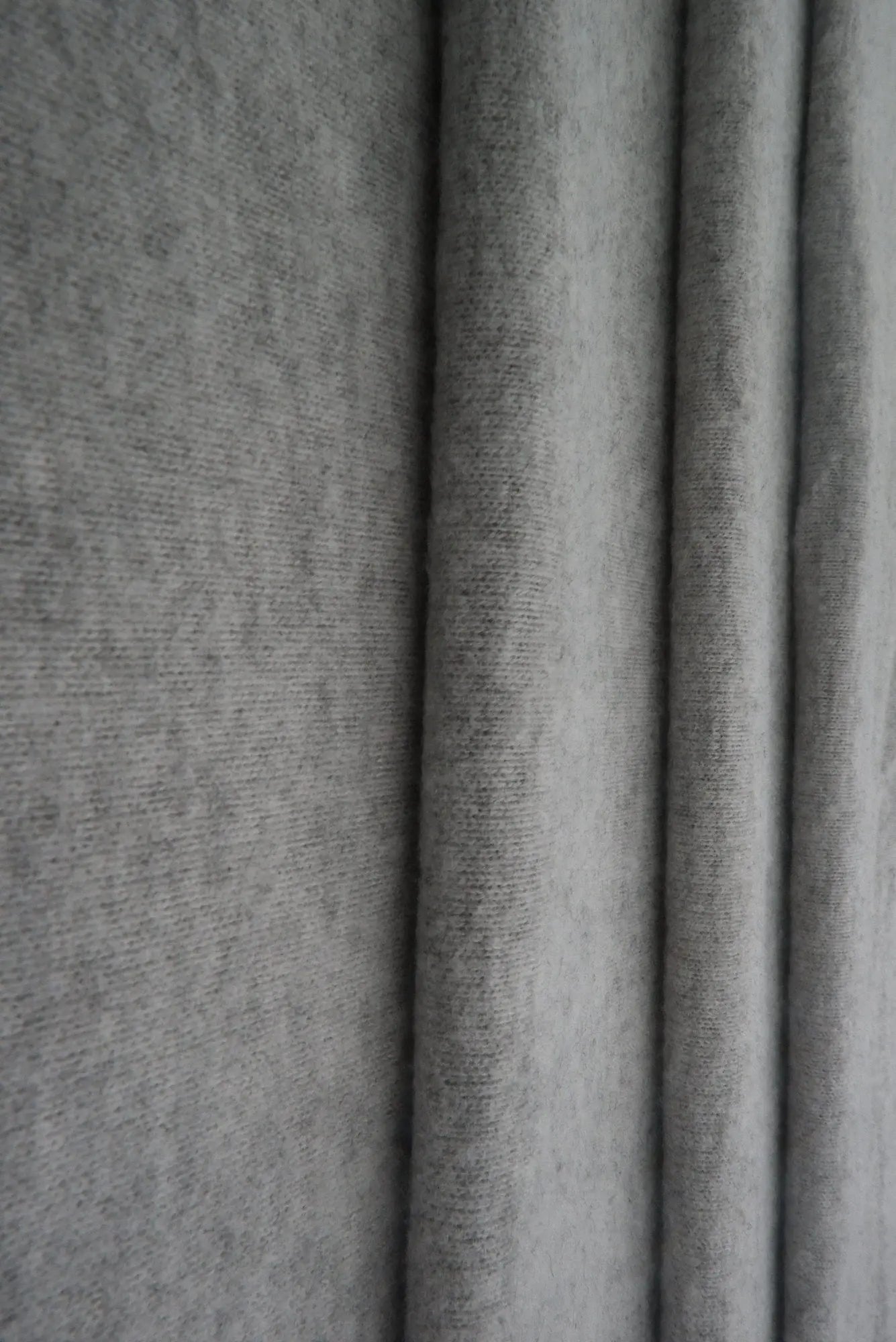 KNT4205 HT.GREY SOLID BODYSUIT BOTTOMS CASHMERE DRESS GREY KNIT LOUNGEWEAR NO-PRINT OUTERWEAR PANTS POLYESTER RAYON SKIRTS SOLID SPANDEX STRETCH SWEATER SWEATSHIRT T-SHIRT TUNICS