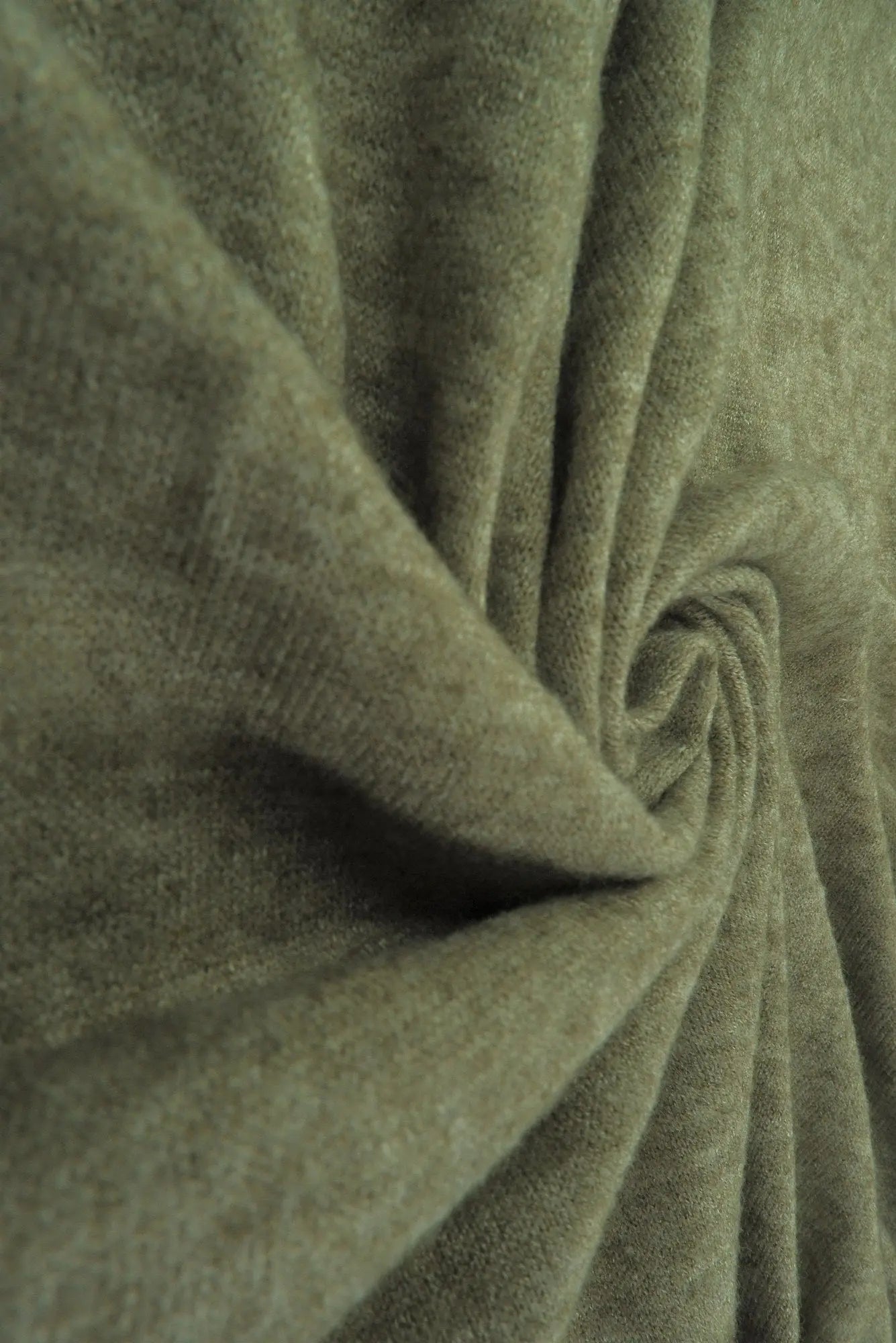 Two-Tone Sweater Knit Solid Fabric KNT3864