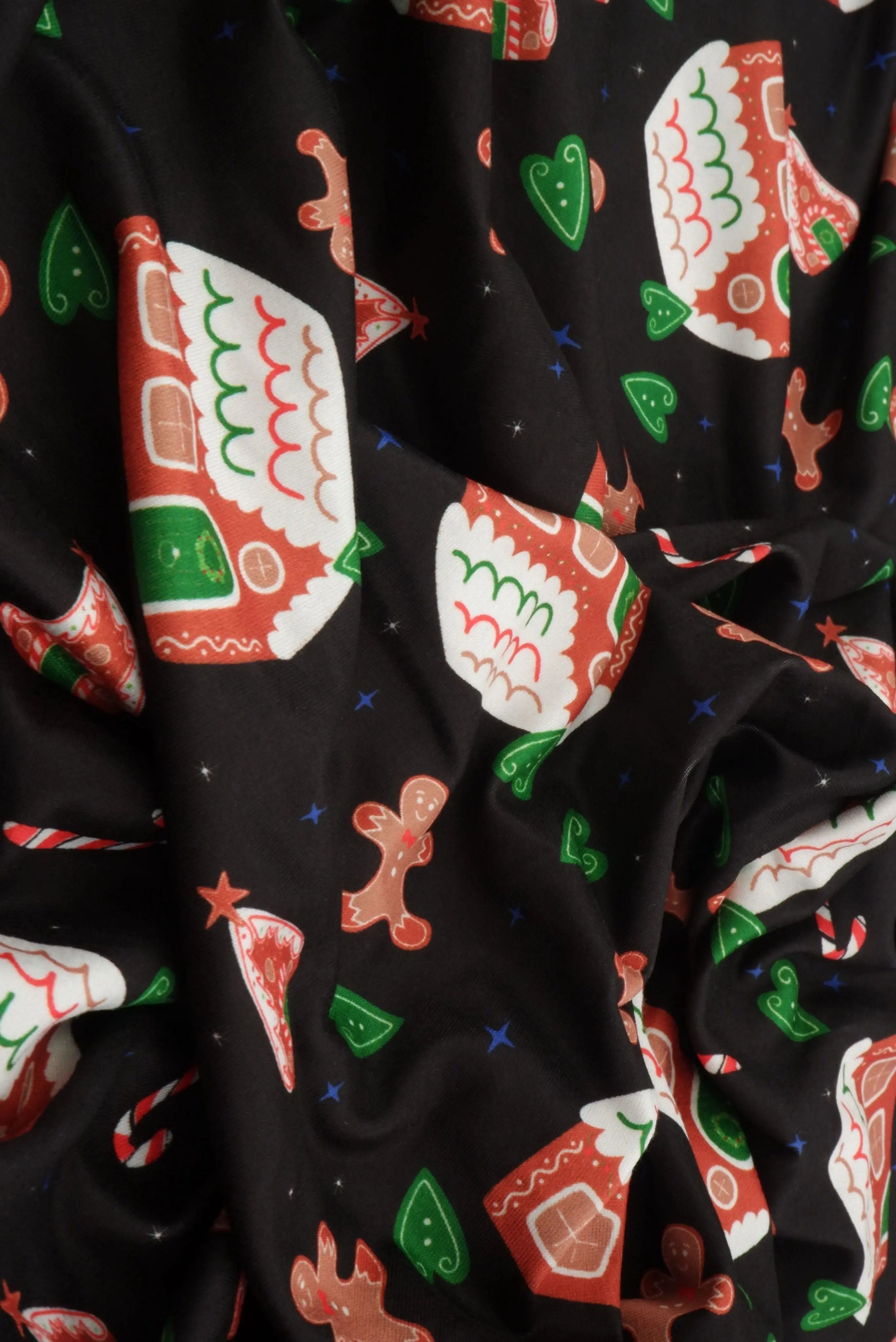 DKNT4520-M11728 BLACK KNIT