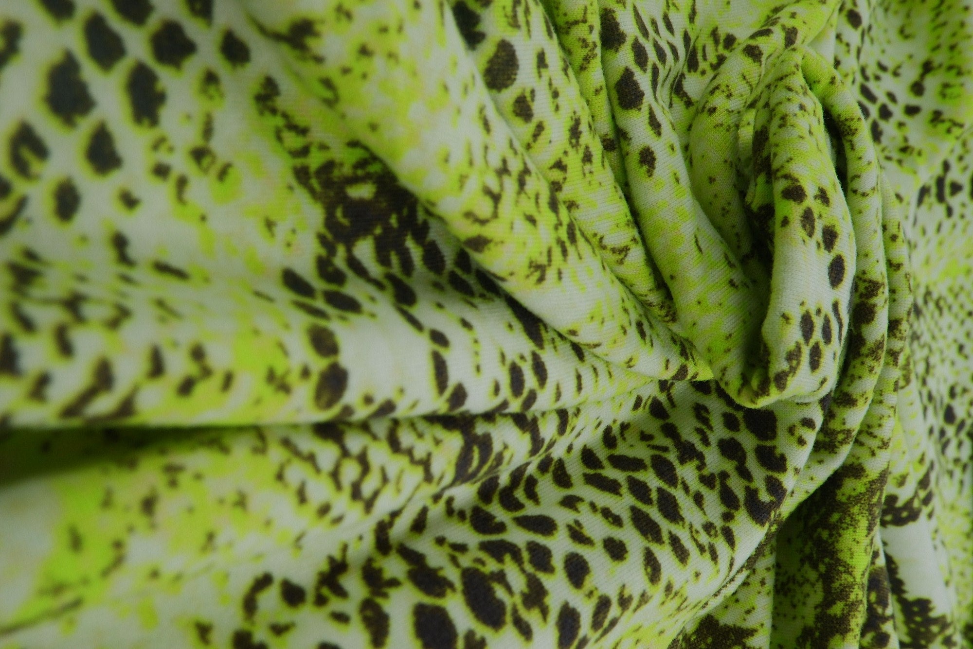 DTY Brushed Snake Skin Print Stretch Knit Fabric - KNT2100-MS00517 